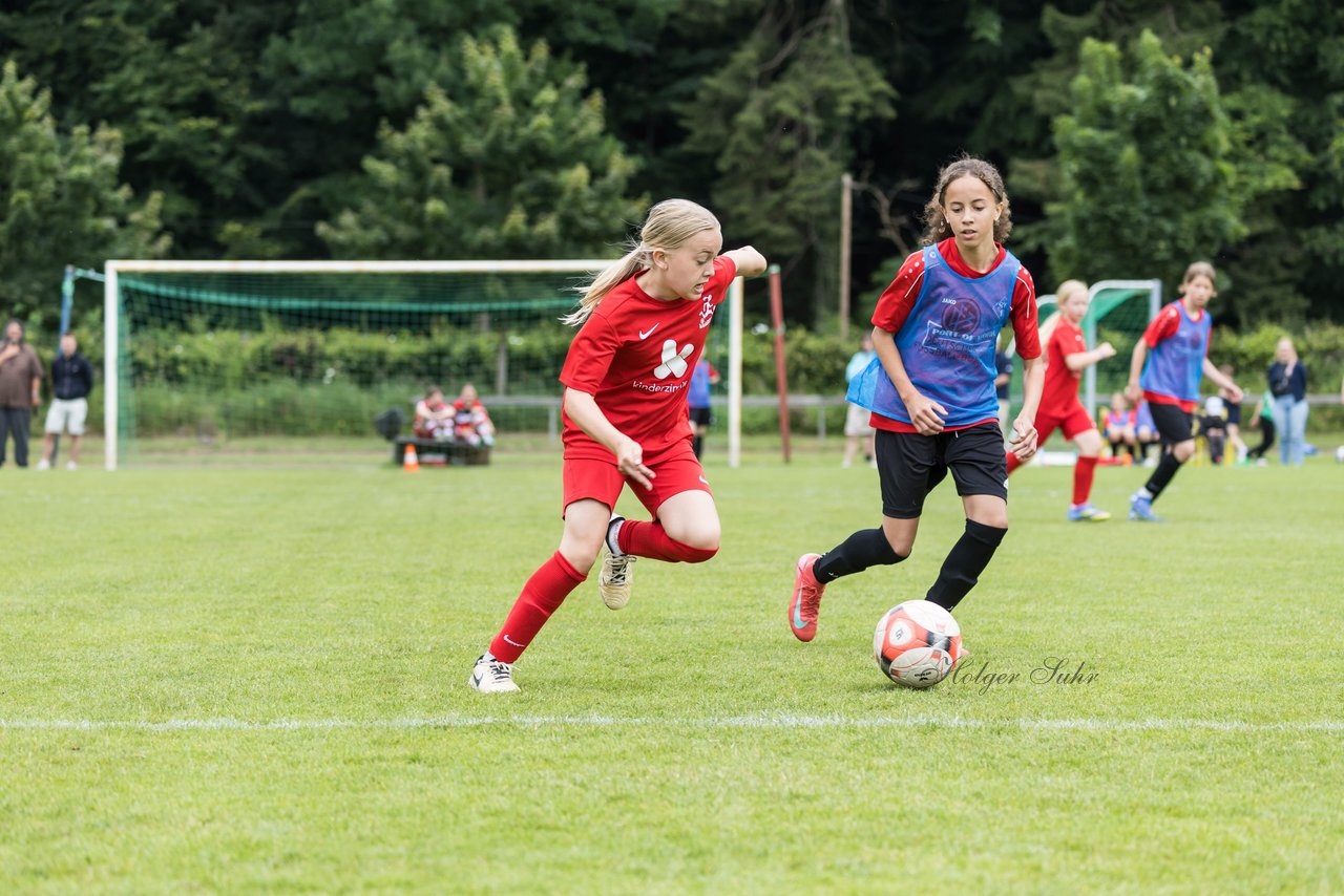 Bild 580 - Loewinnen Cup